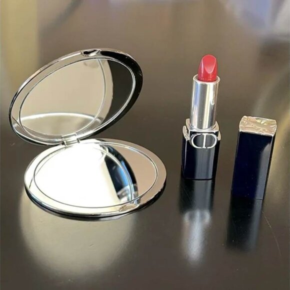 Dior 2024 Christmas Boxed Gift Set - Picture 10 of 13